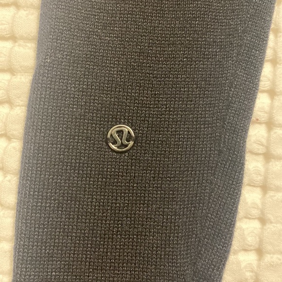 Lululemon Iconic Sweater Wrap - Picture 4 of 5
